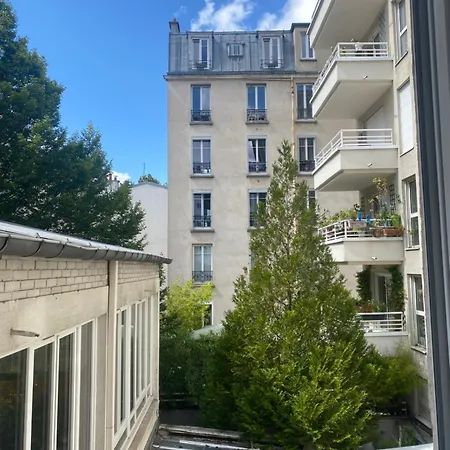 Au Coeur De Montmartre Apartament *